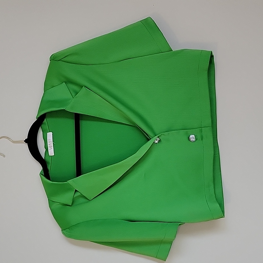WAYF green silk crop button up